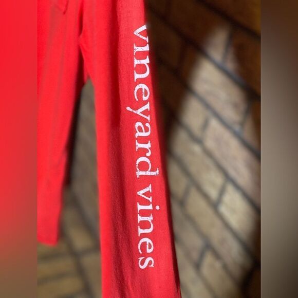‎Red medium vineyard vines long sleeve shirt - Picture 3 of 10